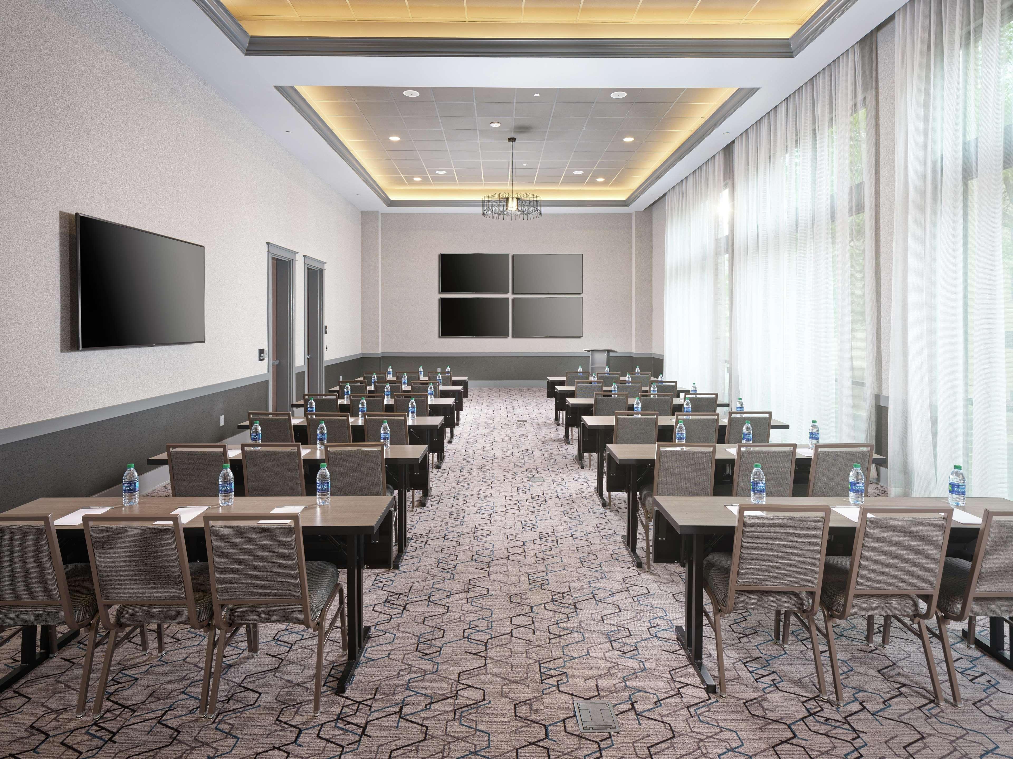 Hampton Inn & Suites Atlanta Decatur/Emory Экстерьер фото