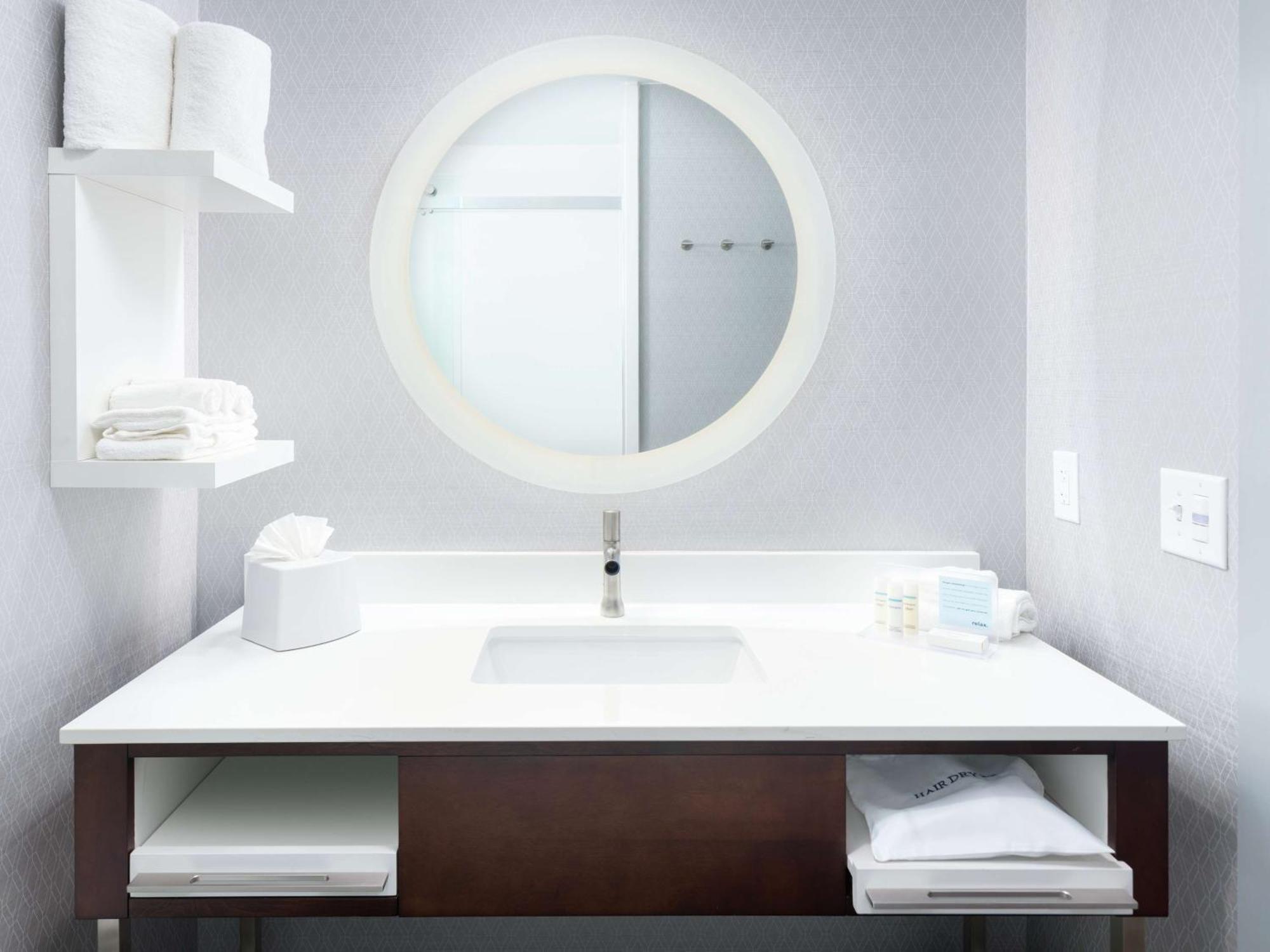 Hampton Inn & Suites Atlanta Decatur/Emory Экстерьер фото